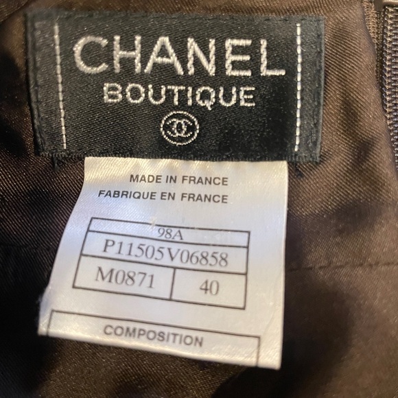 CHANEL Brown and Cream Wool Tweed Boucle Skirt Suit- French Size 40/ US 8 - Picture 13 of 16